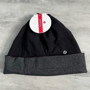 Lululemon Run With Me Toque Beanie Heathered Black